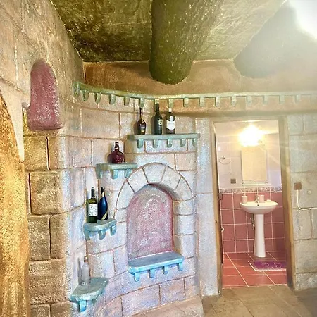 Aslan Hotel